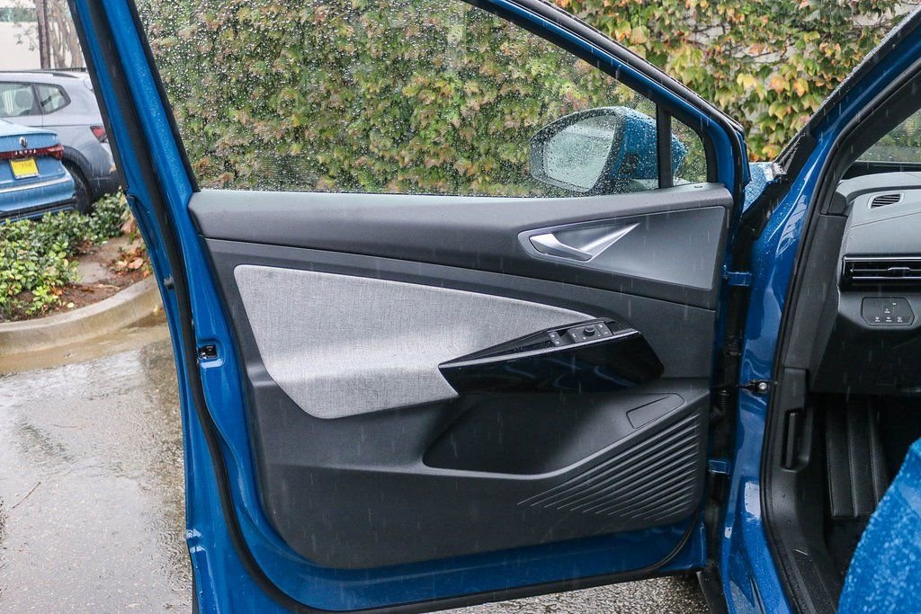 New 2025  Volkswagen Pro image 24