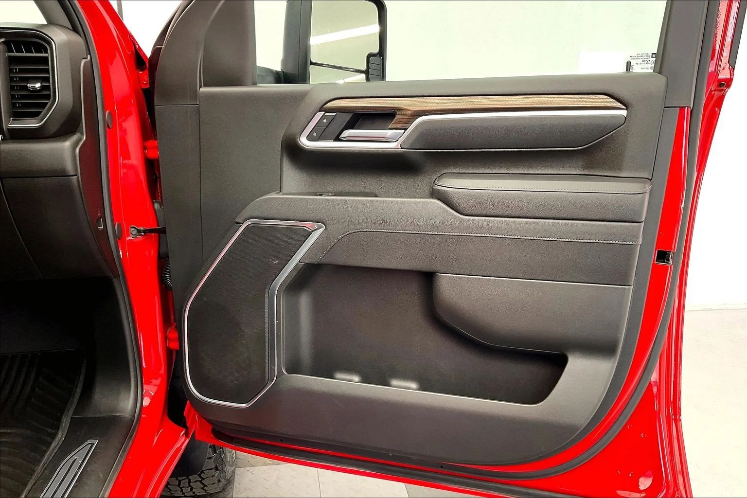 Used 2025 Red Hot Chevrolet LT image 26