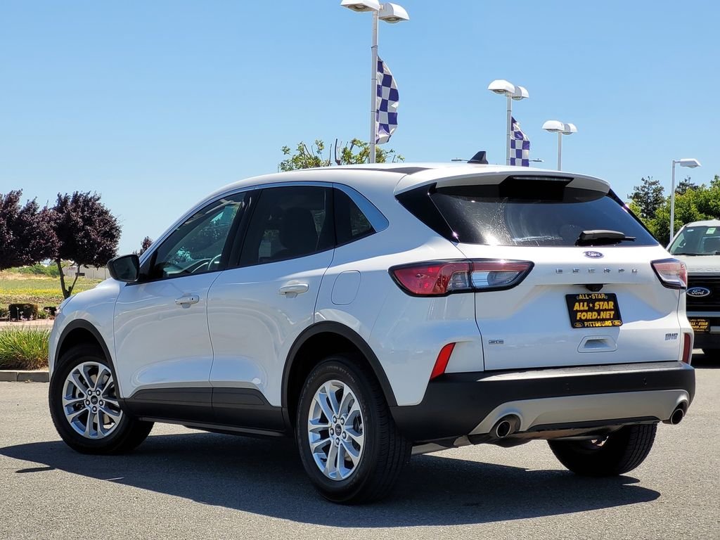 Used 2022 White Ford SEL image 6
