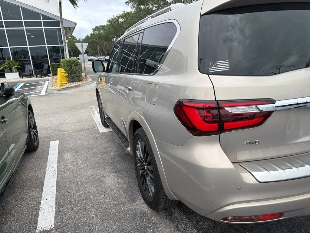 Used 2023 Beige INFINITI Sensory image 4