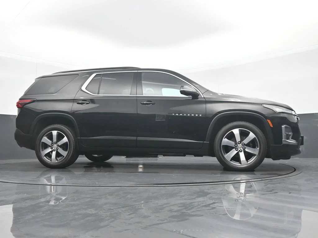 Used 2023 Black Chevrolet LT Leather image 31