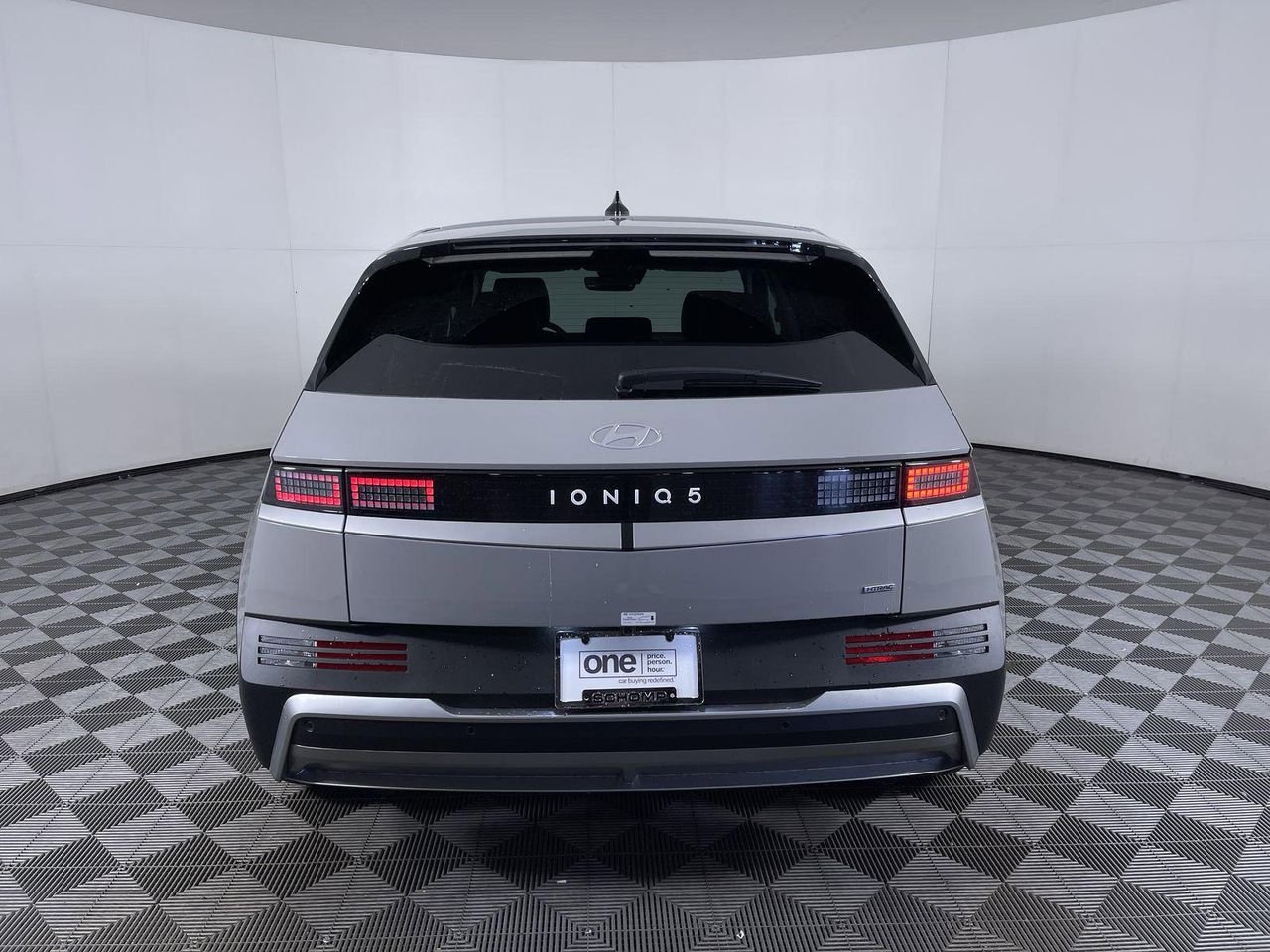 New 2026 Cyber Gray Hyundai SEL image 6