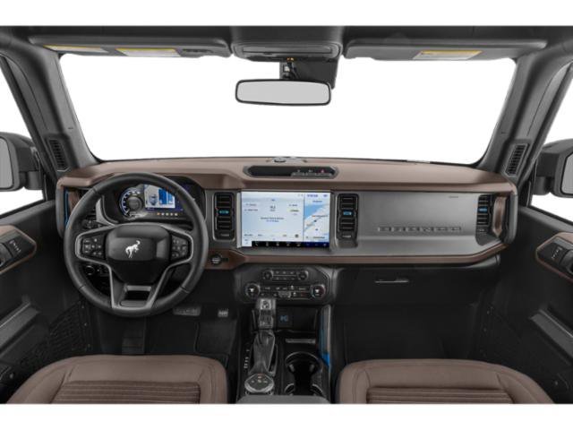 Used 2021  Ford  image 8