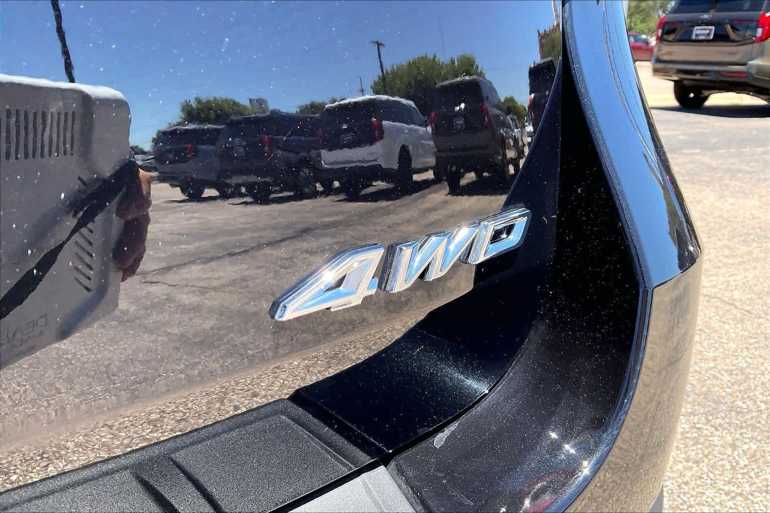 Used 2026 Agate Black Metallic Ford ST-Line image 10