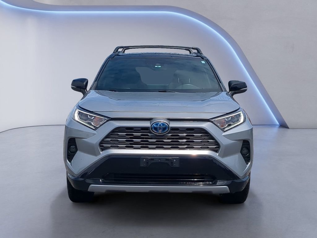 Used 2019 Silver Sky Metallic Toyota XSE image 10