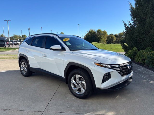 Used 2024 White Pearl Hyundai SEL image 32