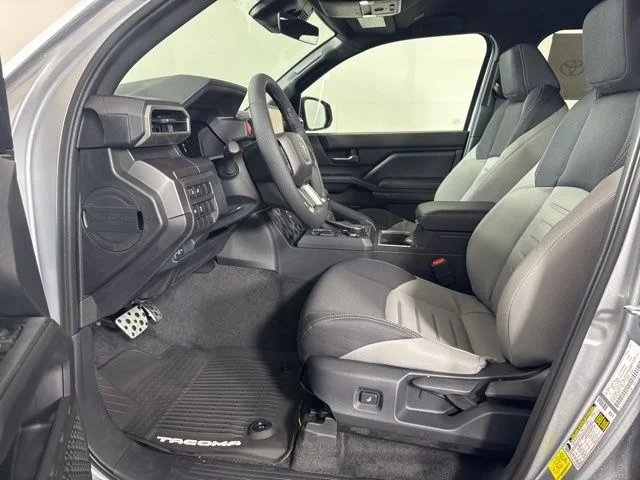 2026 Toyota Tacoma TRD Sport - Photo 11