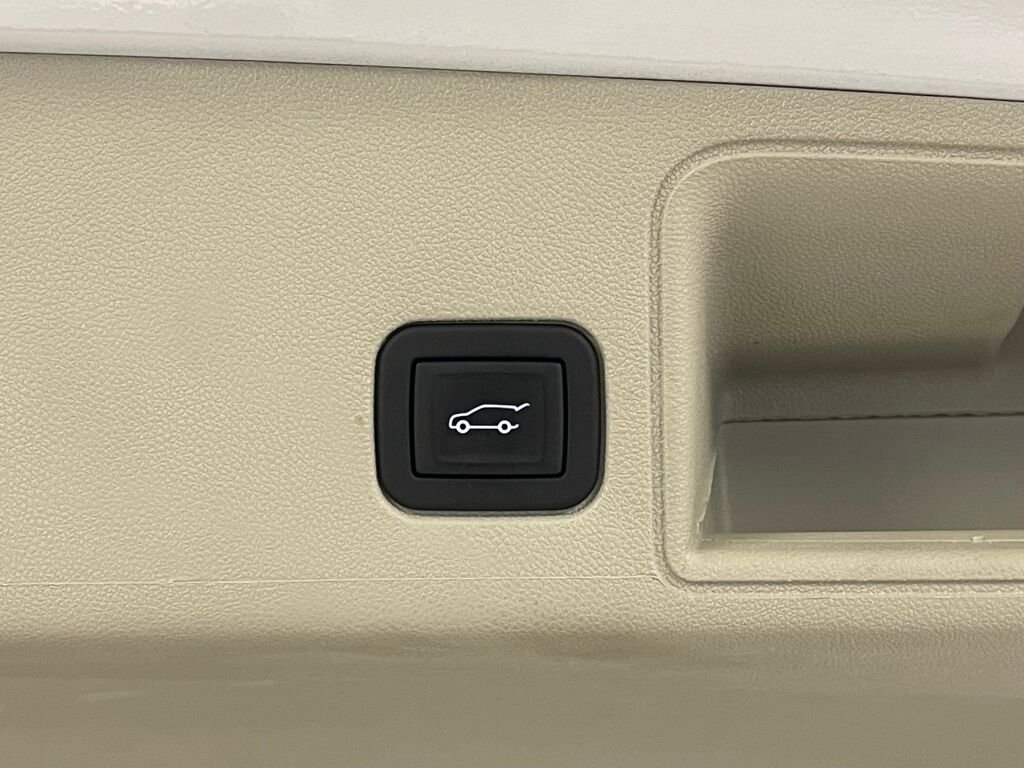 2023 GMC Terrain Denali - Photo 26