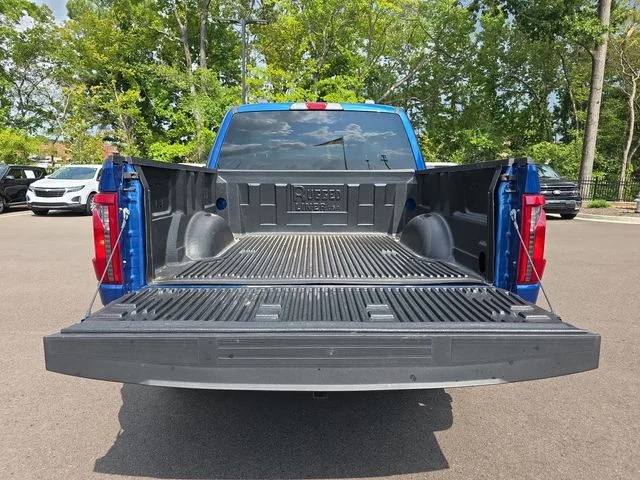 Used 2025 Blue Ford XLT image 13