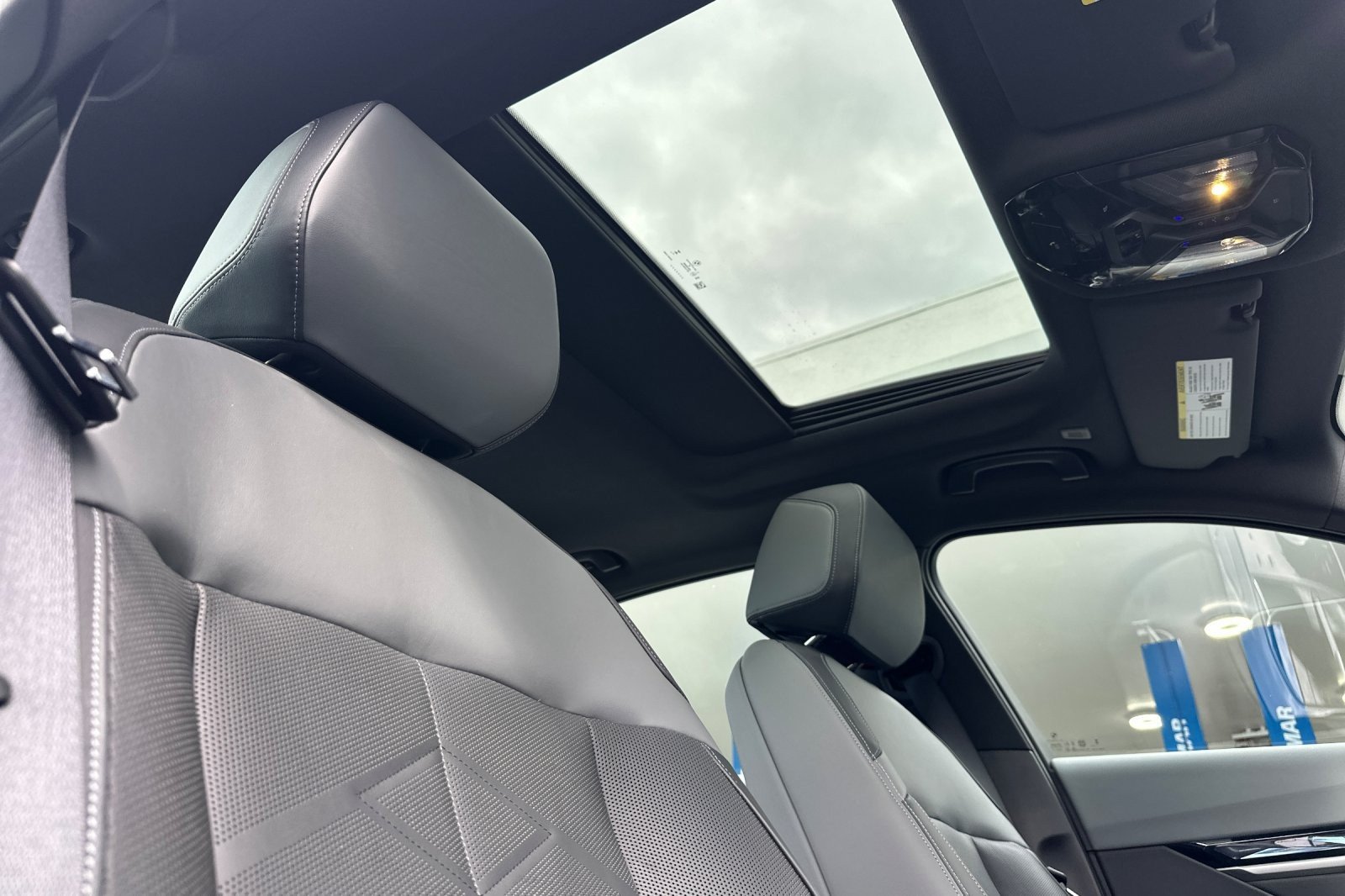 Used 2025 Brooklyn Grey Metallic BMW M60 image 15