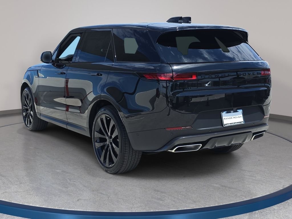New 2026 Santorini Black Land Rover SE image 7