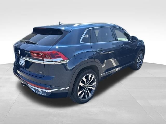 Used 2023 Blue Volkswagen 3.6L V6 SEL Premium R-Line image 4