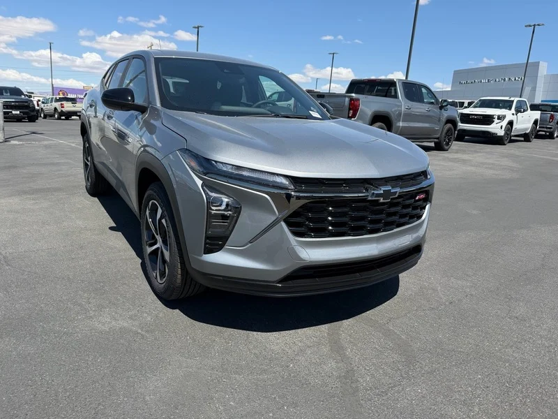 2026 Chevrolet Trax 1RS's photo