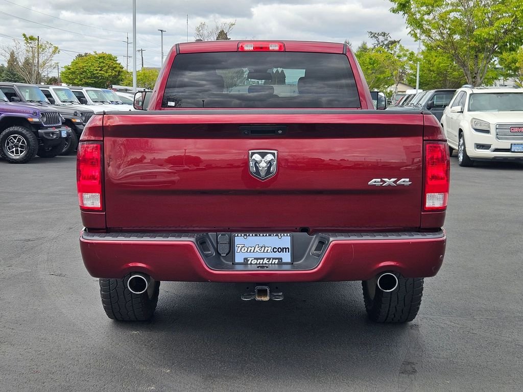 Used 2017 Delmonico Red Pearlcoat Ram Express image 5