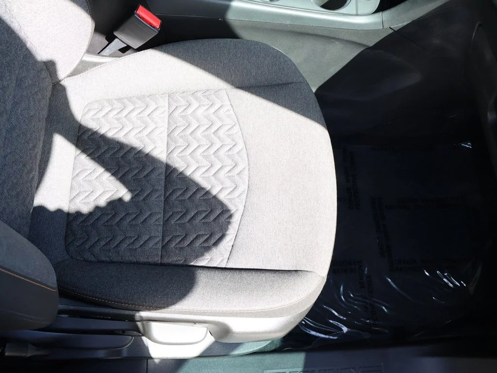 Used 2024 Gray Chevrolet LT image 31
