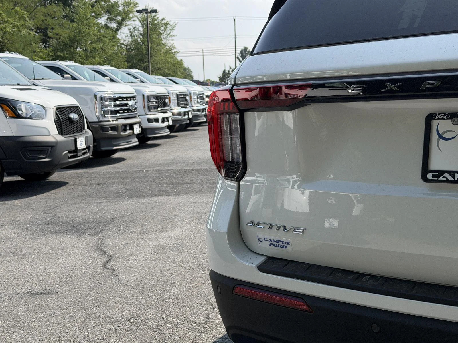 New 2026 Star White Metallic Tri-Coat Ford Active image 5