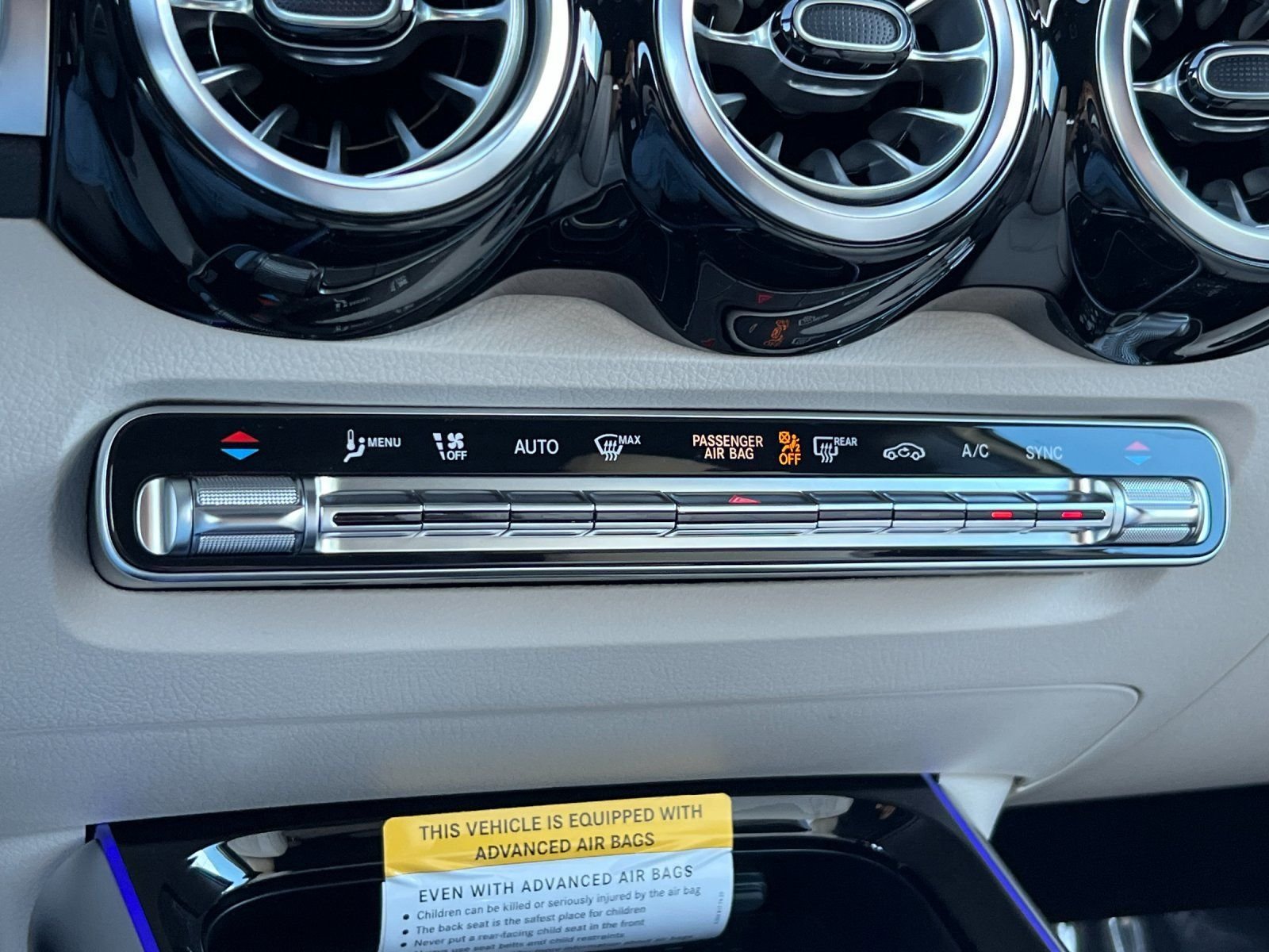 New 2026 Polar White Mercedes-Benz 250 image 23