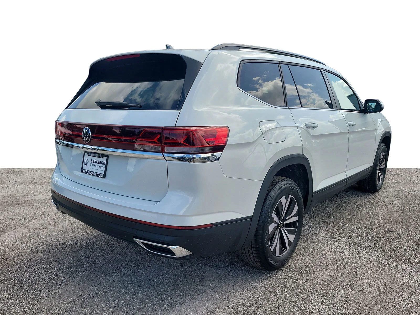New 2026 Opal White Pearl Volkswagen 2.0T SE image 3