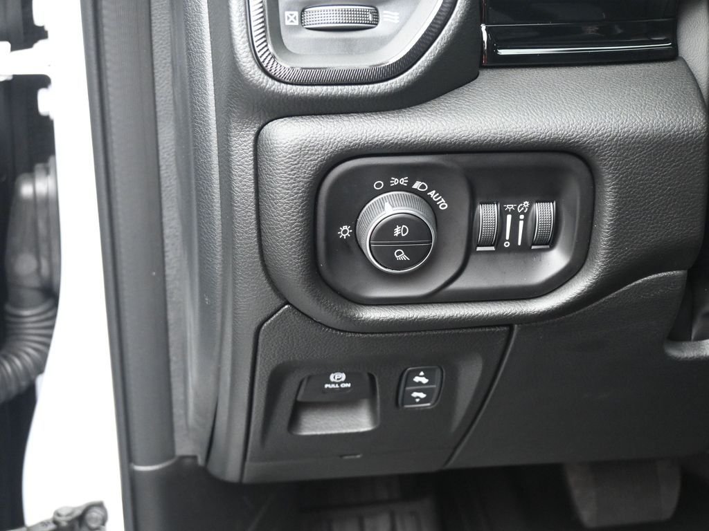 2026 RAM 1500 Rebel - Photo 18