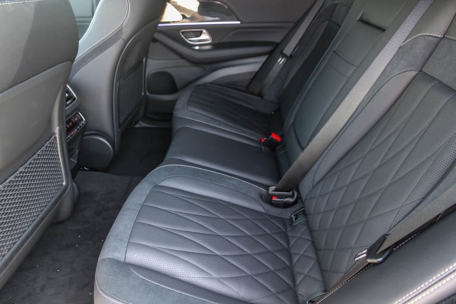 New 2026 MANUFAKTUR Alpine Grey Mercedes-Benz AMG® GLE 63 S image 20