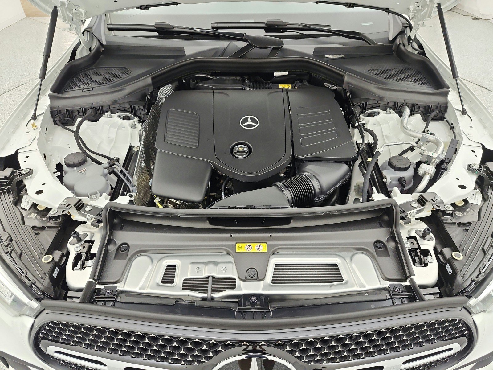 New 2027 Polar White Mercedes-Benz GLC 300 4MATIC® Coupe image 33