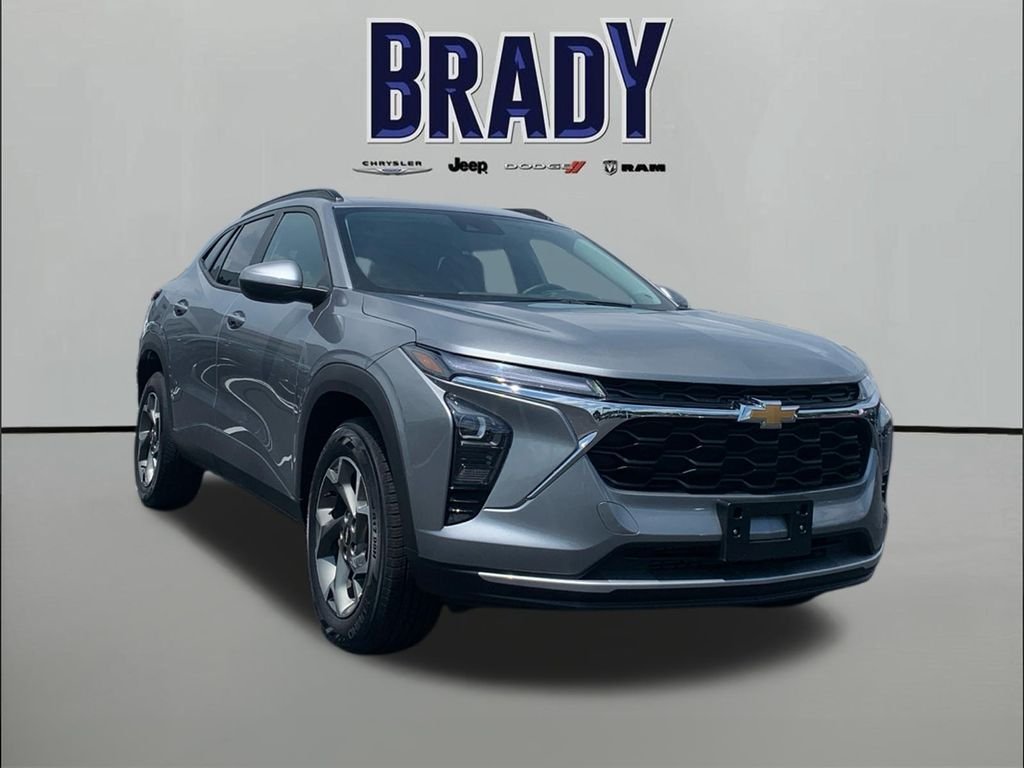 2025 Chevrolet Trax LT's photo