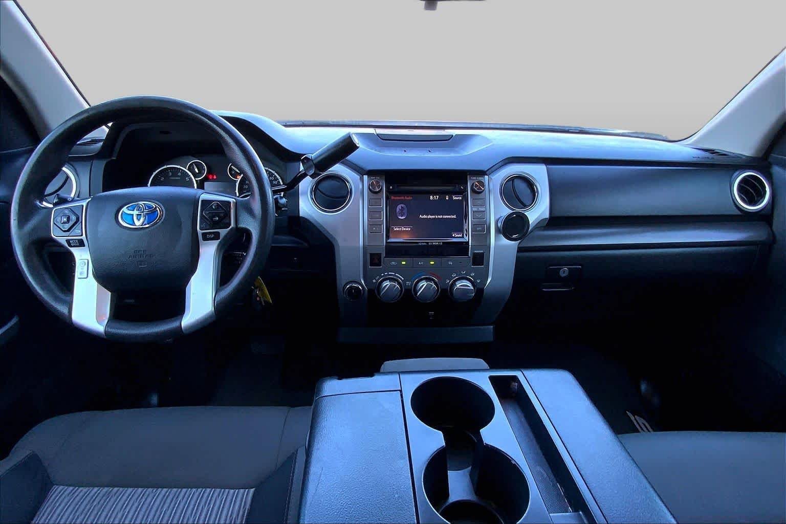 Used 2015 Blue Ribbon Metallic Toyota SR5 image 15