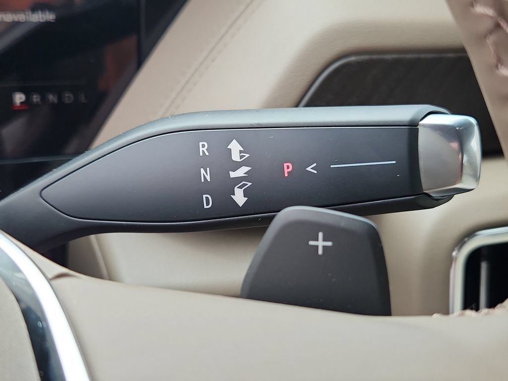 2026 GMC Yukon XL Denali - Photo 16