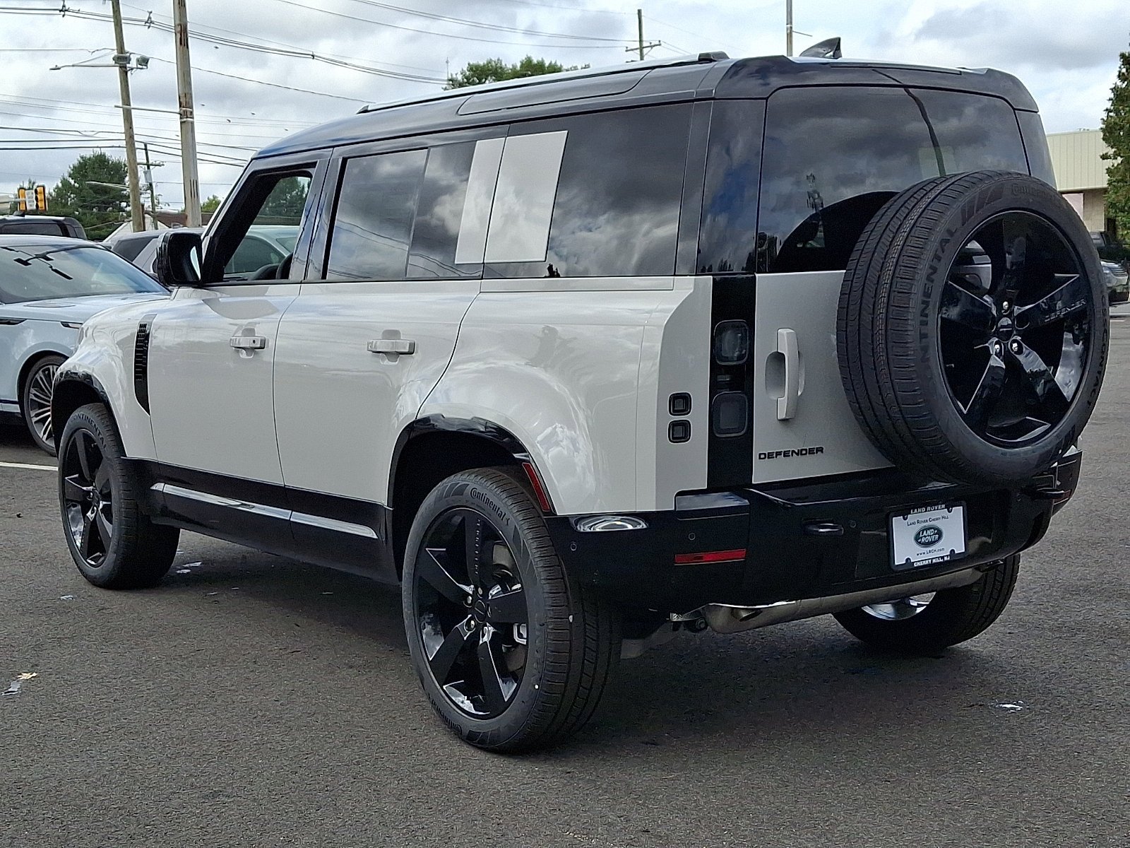 New 2026 Borasco Grey LAND ROVER X-Dynamic SE image 4