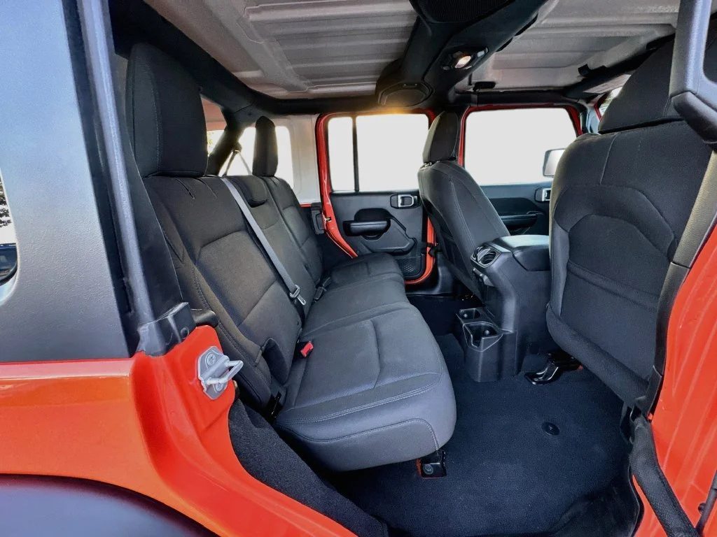 Used 2018 Orange Jeep Unlimited Sport S image 32