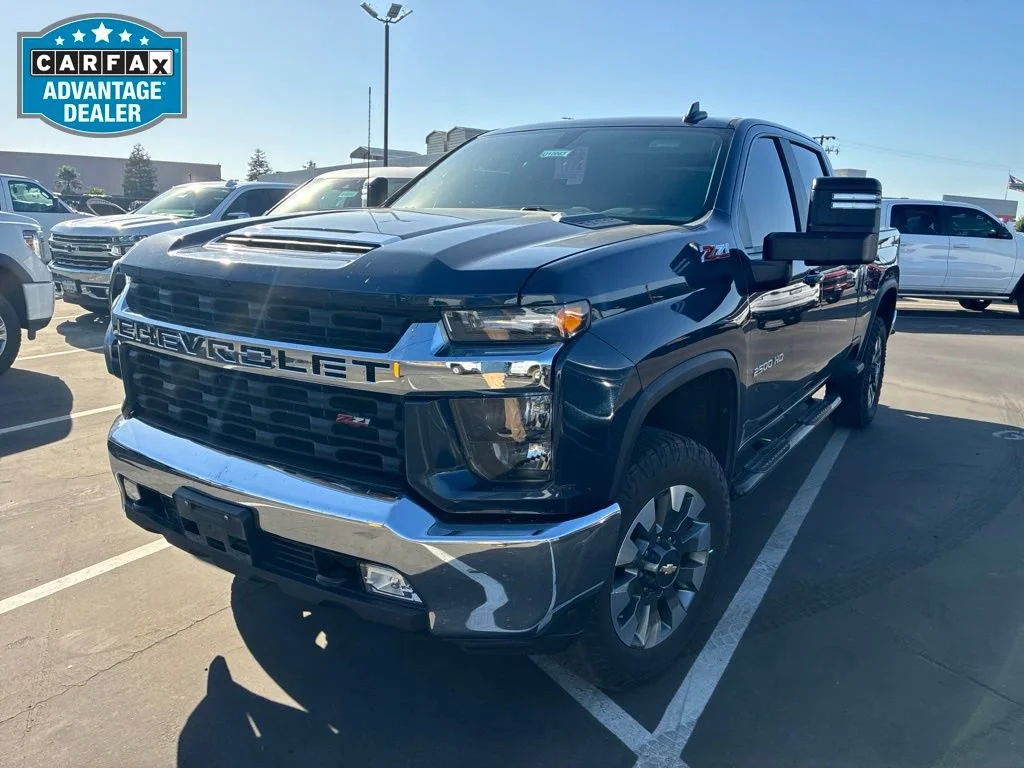 Used 2022 NORTHSKY BLUE METALLIC Chevrolet LT image 4