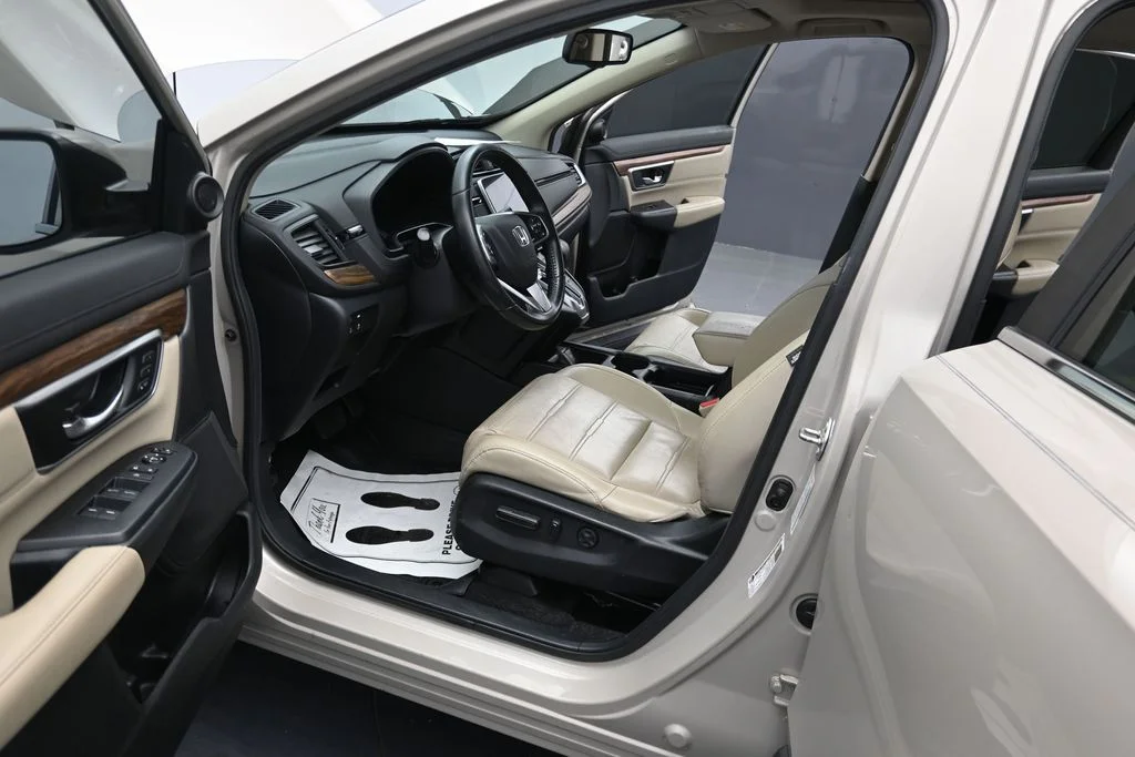 Used 2019 White Honda EX-L image 12