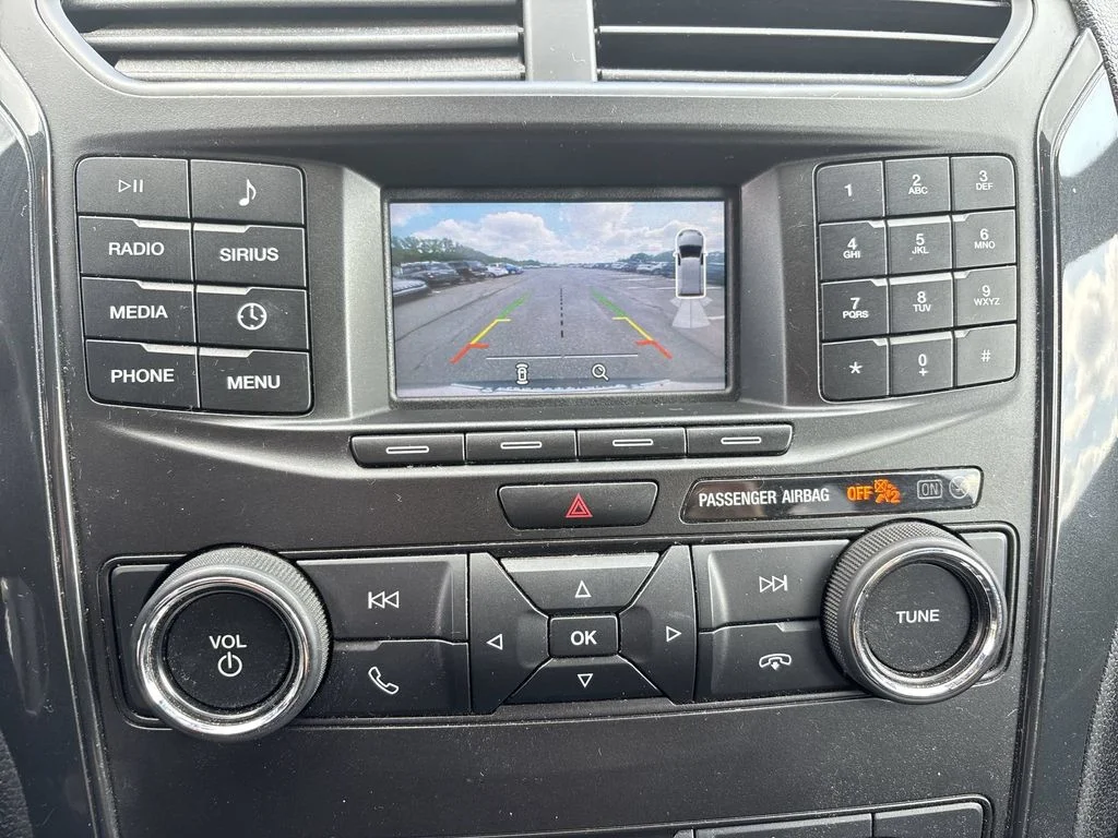 Used 2018 White Ford XLT image 23