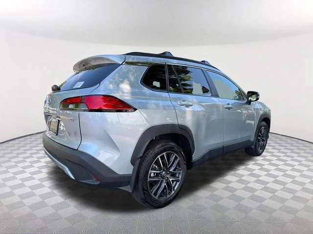 Used 2026 Silver Toyota XLE image 5
