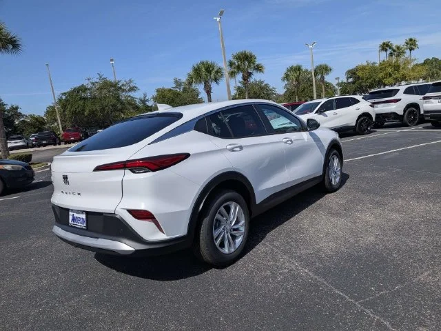 New 2026 Summit White Buick Preferred image 3