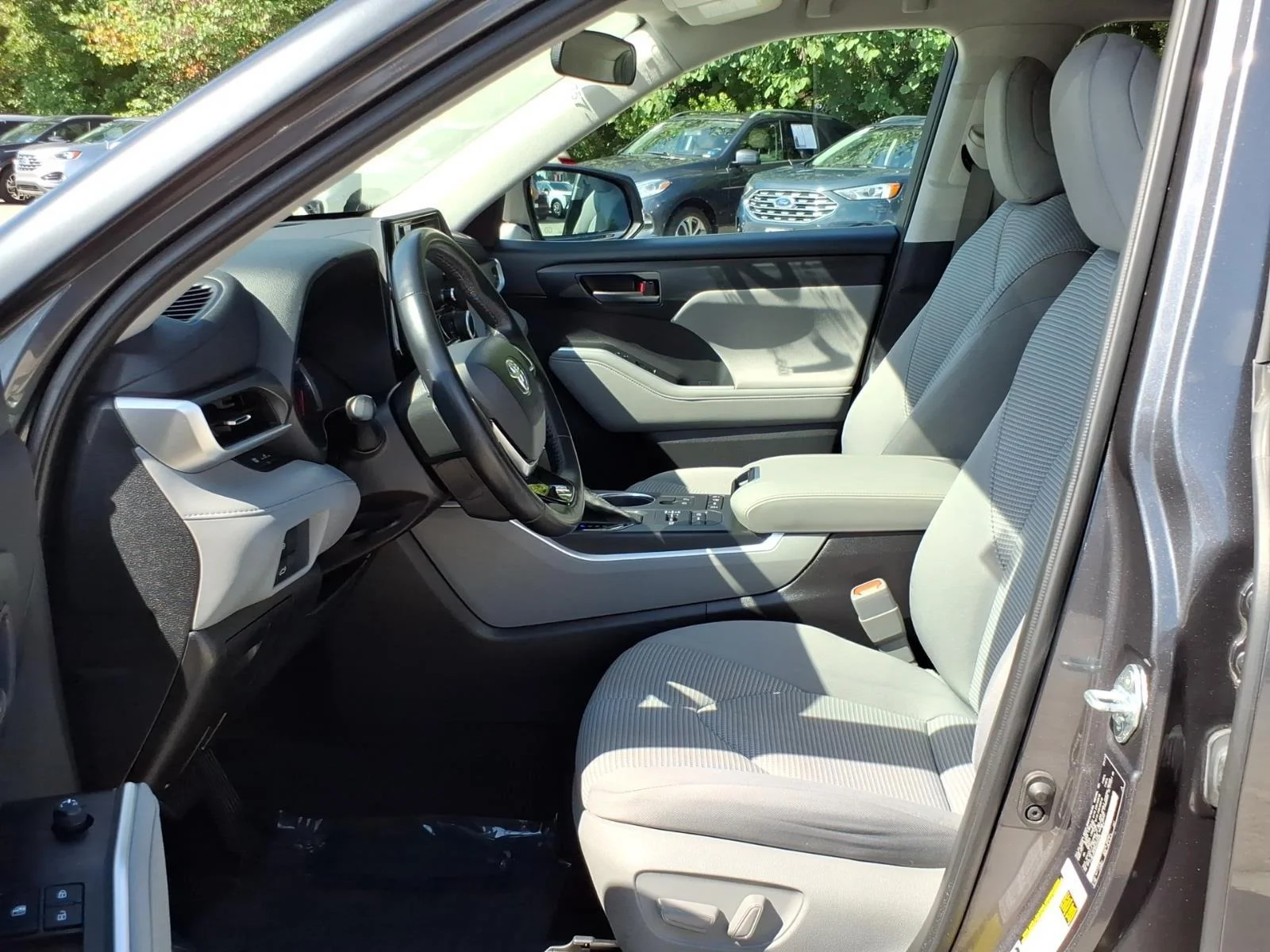 Used 2021 Magnetic Gray Metallic Toyota LE image 10