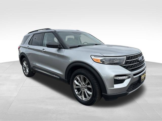 Used 2023 Silver Ford XLT image 6