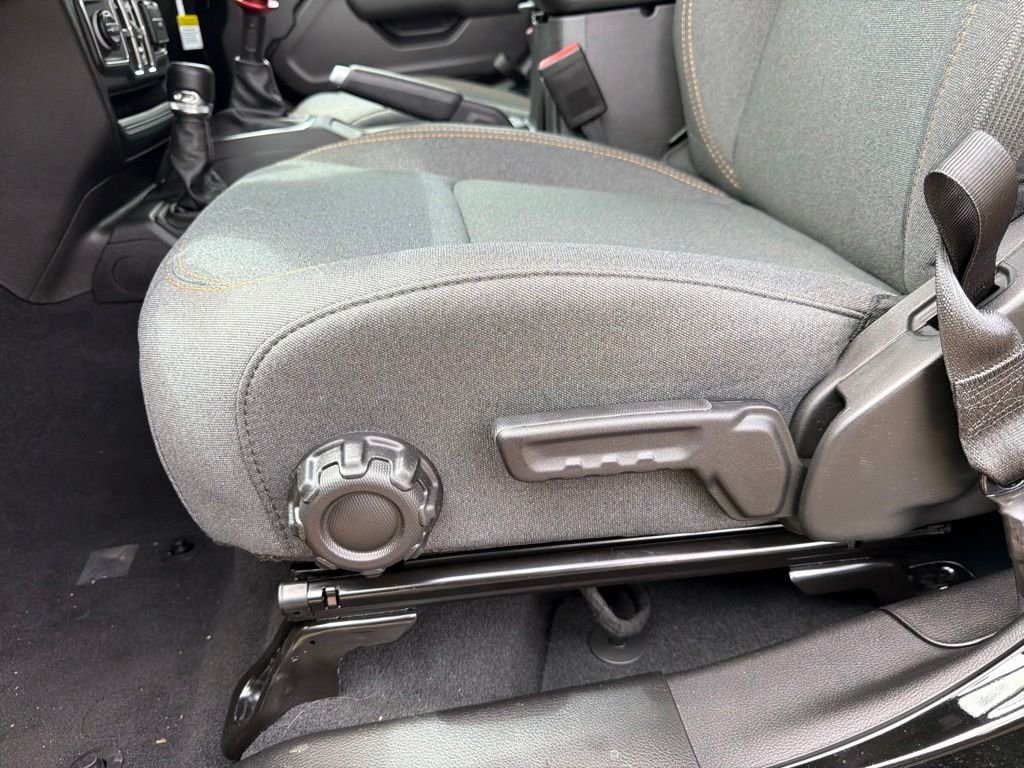 New 2026 Black Clear-Coat Exterior Paint Jeep Sport S image 13