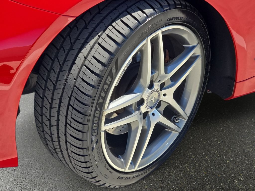 Used 2015 Red Mercedes-Benz E 400 image 36