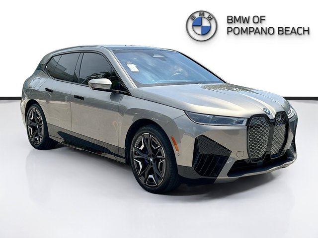 2025 BMW iX M60