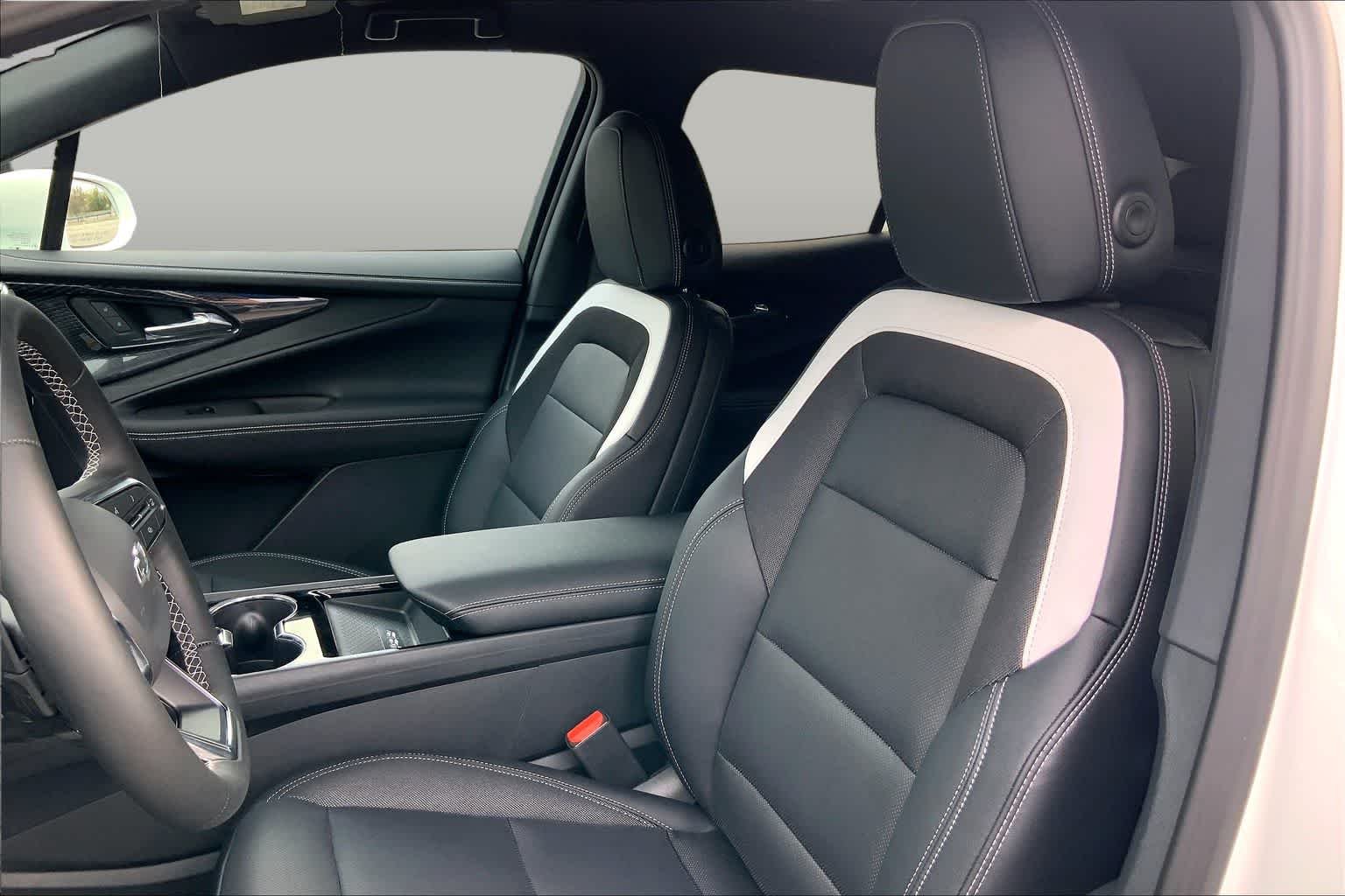 2026 Chevrolet Blazer EV LT - Photo 9