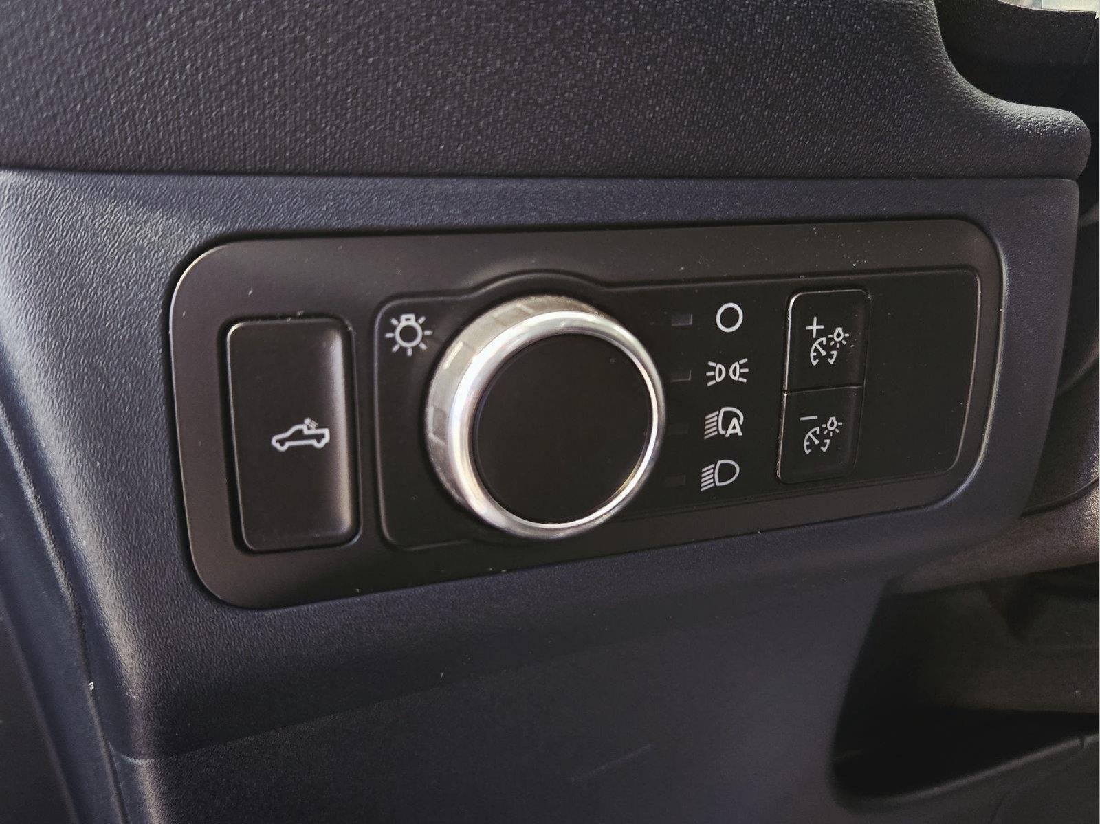 Used 2023 Atlas Blue Metallic Ford XLT image 16