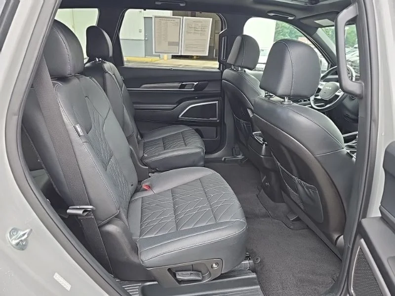 Used 2024 Gray Kia EX X-Line image 33