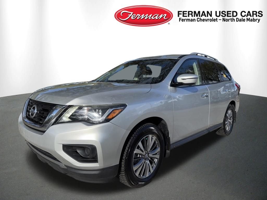 2020 Nissan Pathfinder S