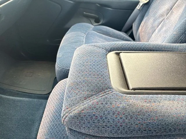 Used 1999 Indigo Blue Metallic Chevrolet LS image 19