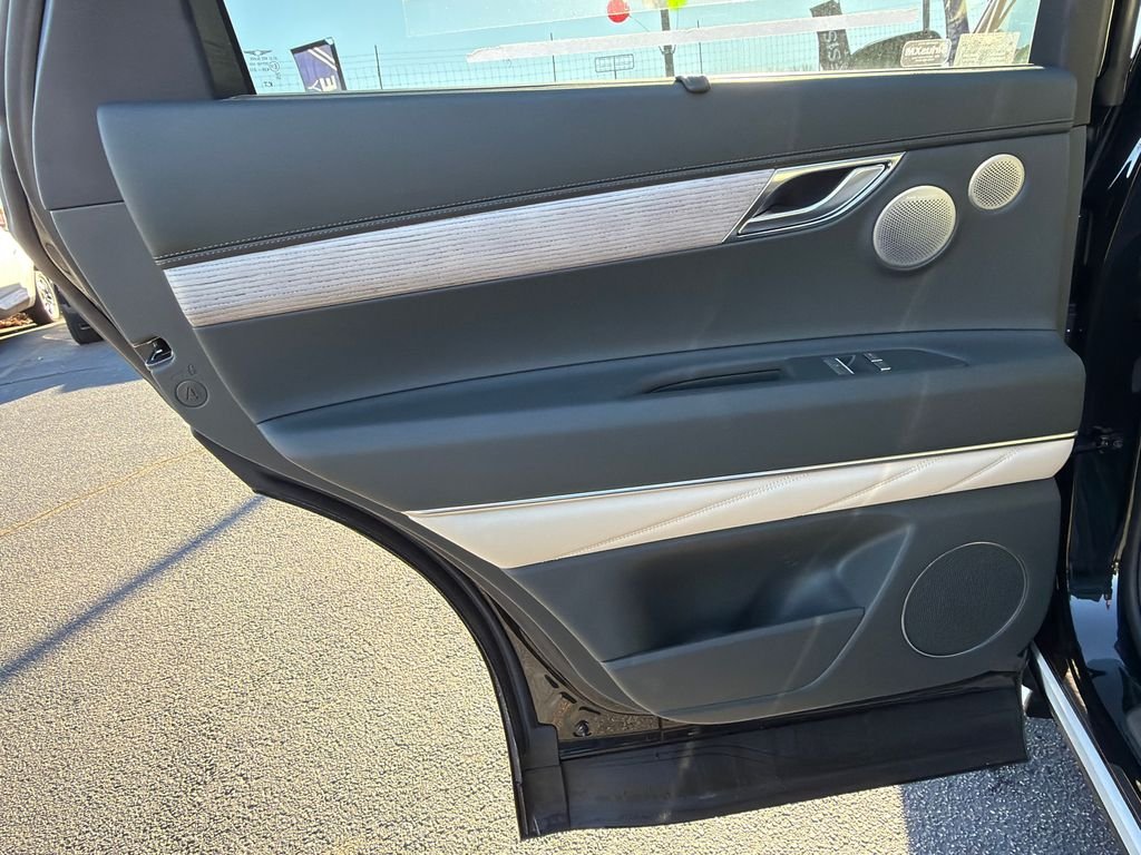 New 2026 Black Genesis 2.5T Prestige image 22