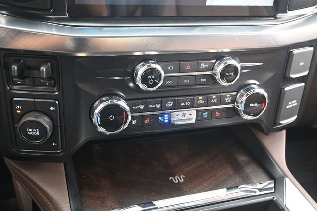 New 2026 Agate Black Metallic Ford F-250® King Ranch® image 25