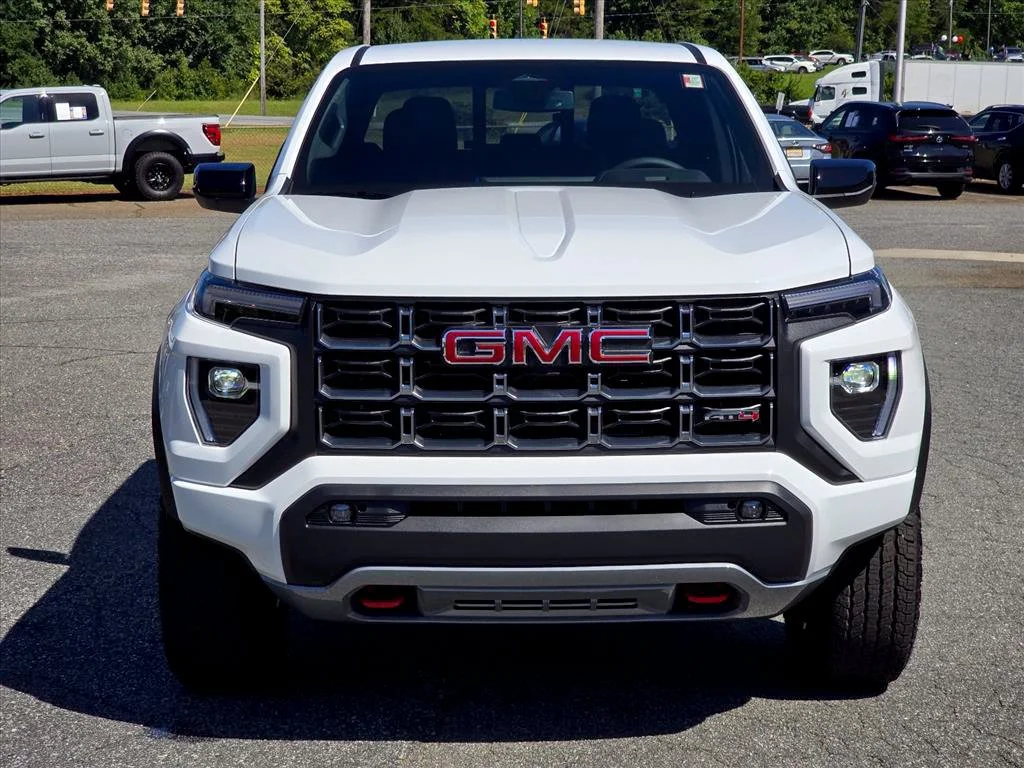New 2026 Summit White GMC AT4 image 4