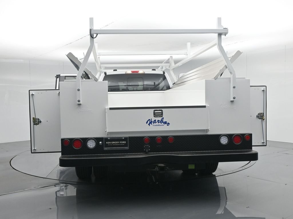 New 2026 Oxford White Ford XL image 38