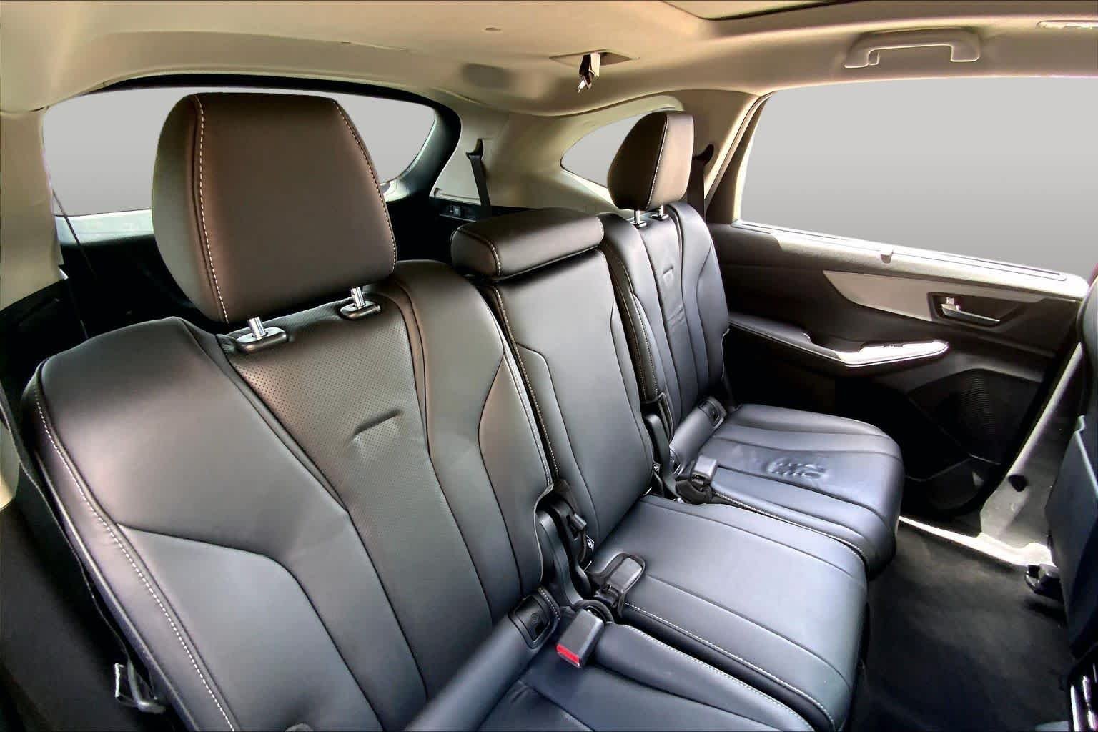 Used 2023 Phantom Violet Pearl Acura w/Technology Package image 18